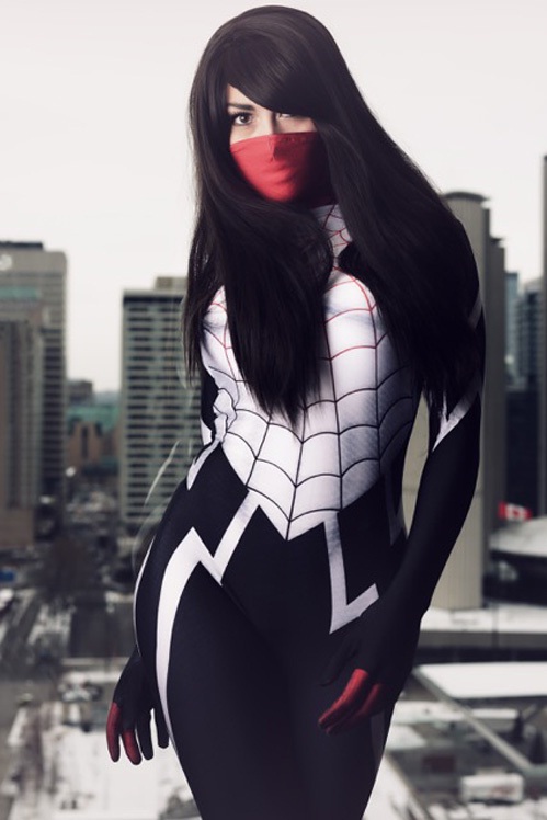 Ultra Tendencias: Silk Cosplay muestra su mejor imagen en los tejados