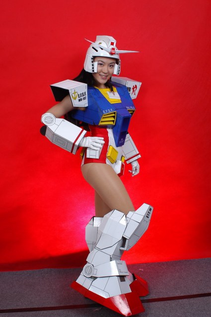 KIKI'S NEST: Gundam Cosplay Girls