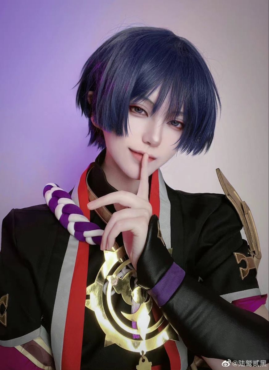 scaramouche cosplay | @lujiuerhei21 | Gambar tubuh, Gambar anime, Gadis