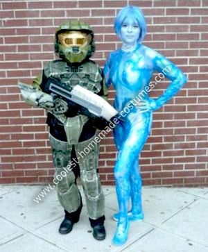 Coolest Homemade Cortana Costume | Costume halo, Costumes, Halo cosplay