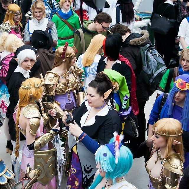 Stealing At Anime Conventions - instaimage