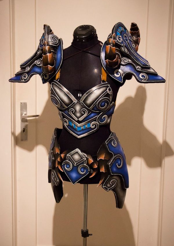 Now You Can Learn To Craft Gorgeous Fantasy Cosplay Armor For Next To