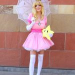 princess peach and daisy cosplay Princess peach and daisy cosplay spotlight