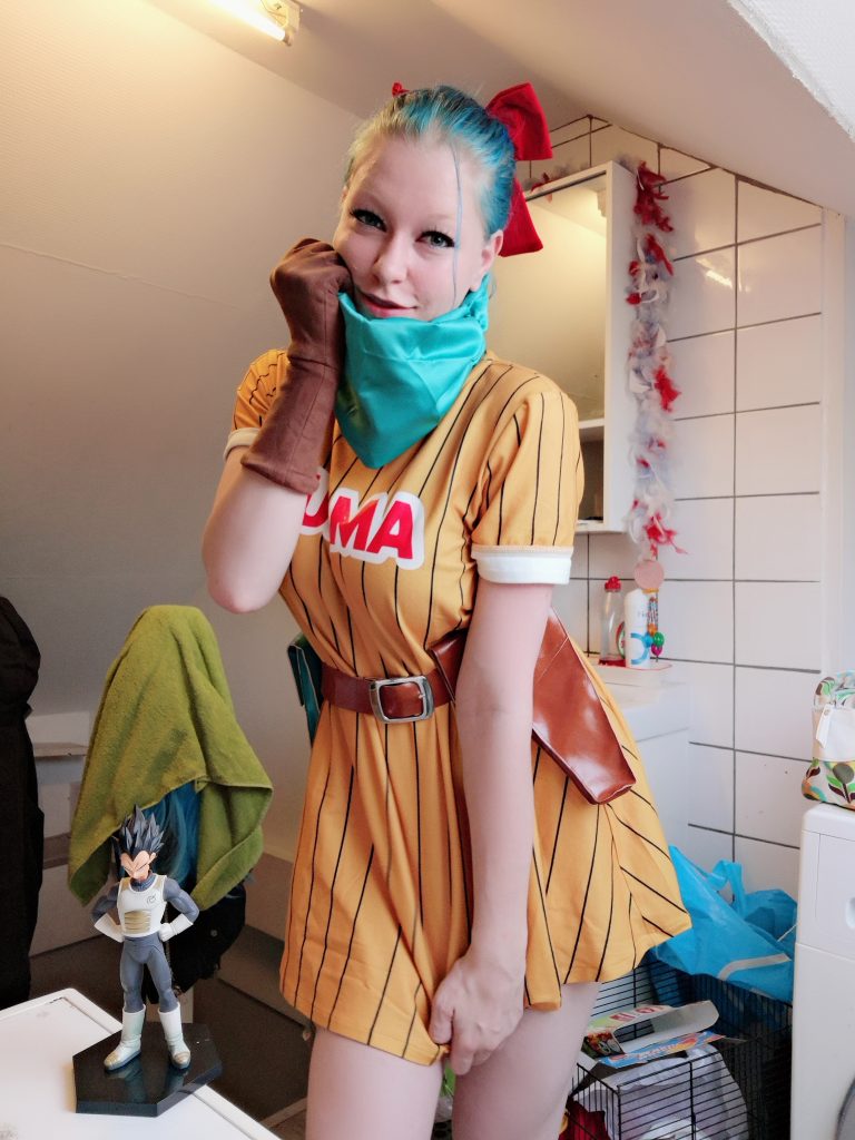 bulma cosplay Dragon ball: bulma está lista para el live action con este cosplay