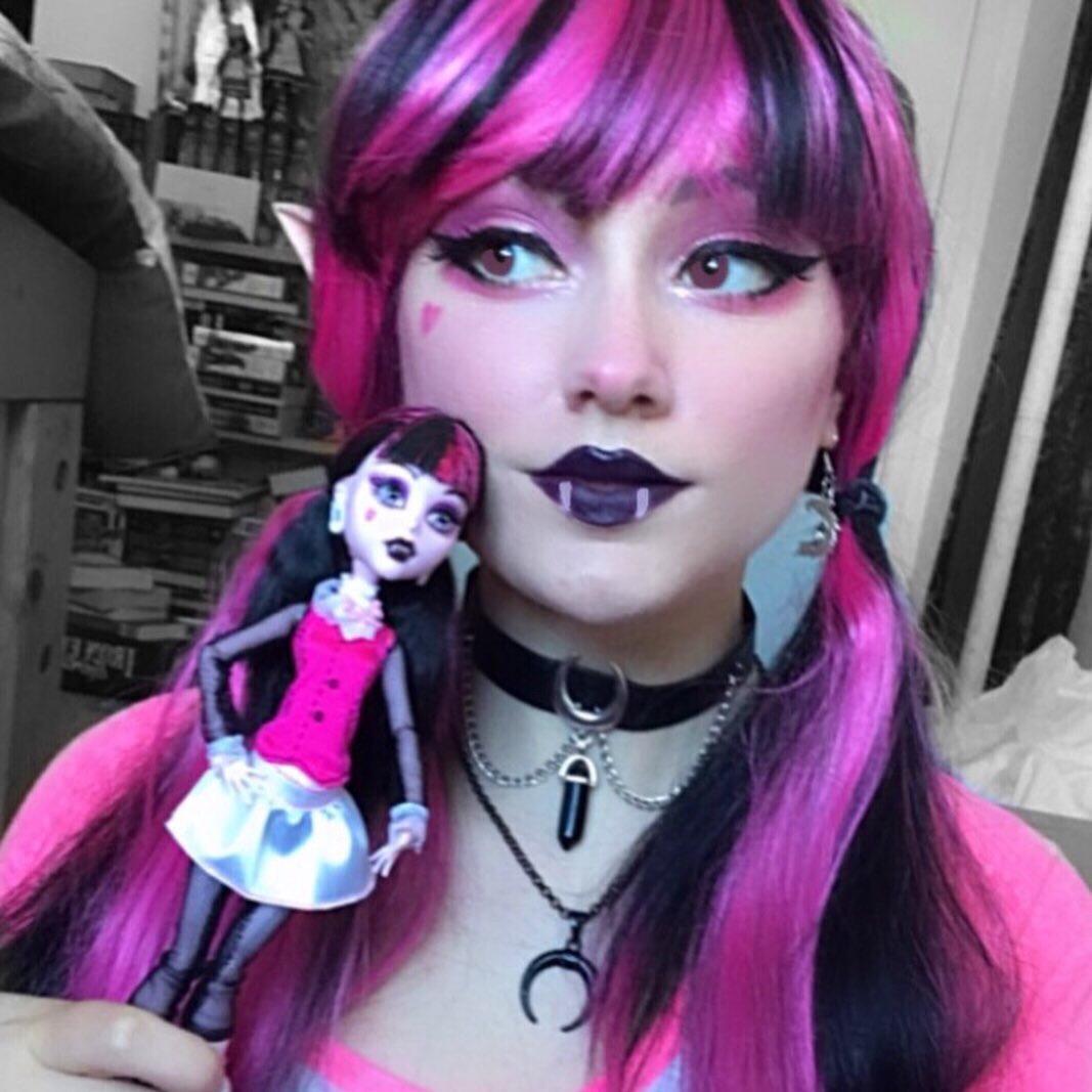 draculaura cosplay Draculaura. basic. how do you boo (first day of school)