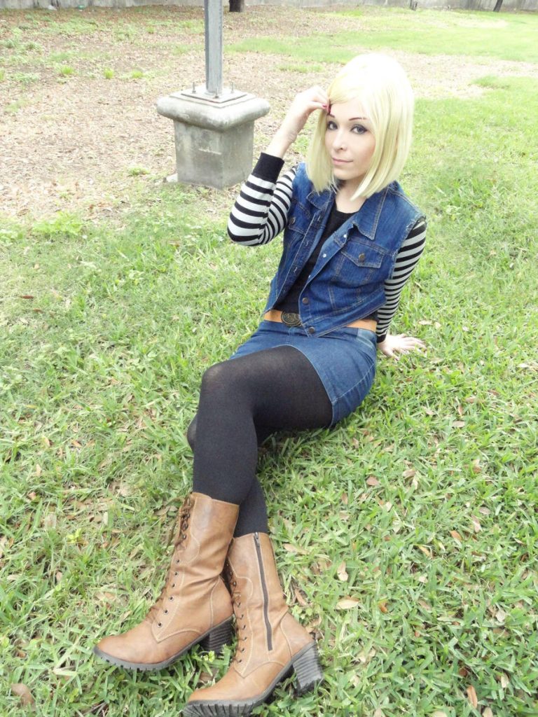 android 18 cosplay Fã de dragon ball fez um cosplay perfeito da android 18