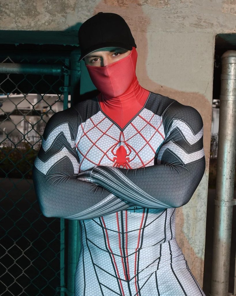 spiderman cosplay suit male Pin de mj am en cosplay en 2020 (con imágenes)