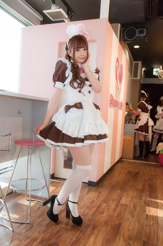 maid cosplay role-reversal Pin on マイドの制服