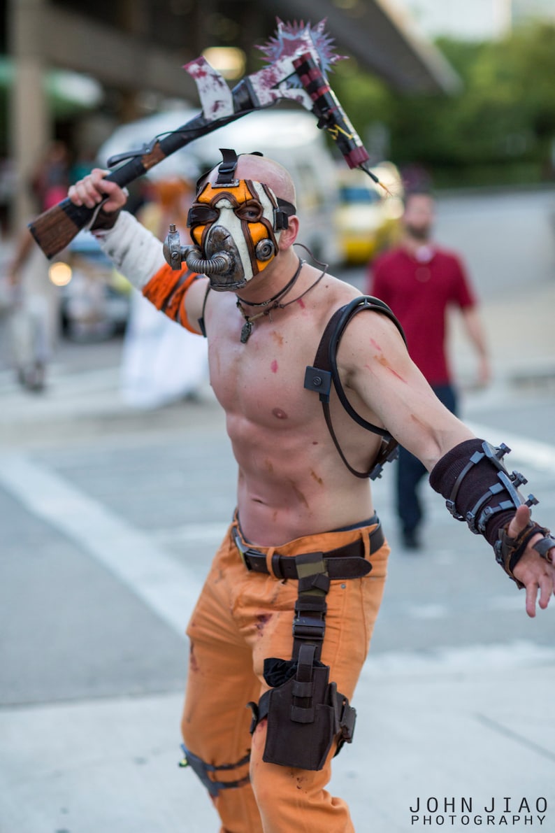 borderlands psycho cosplay Borderlands krieg psycho bandit